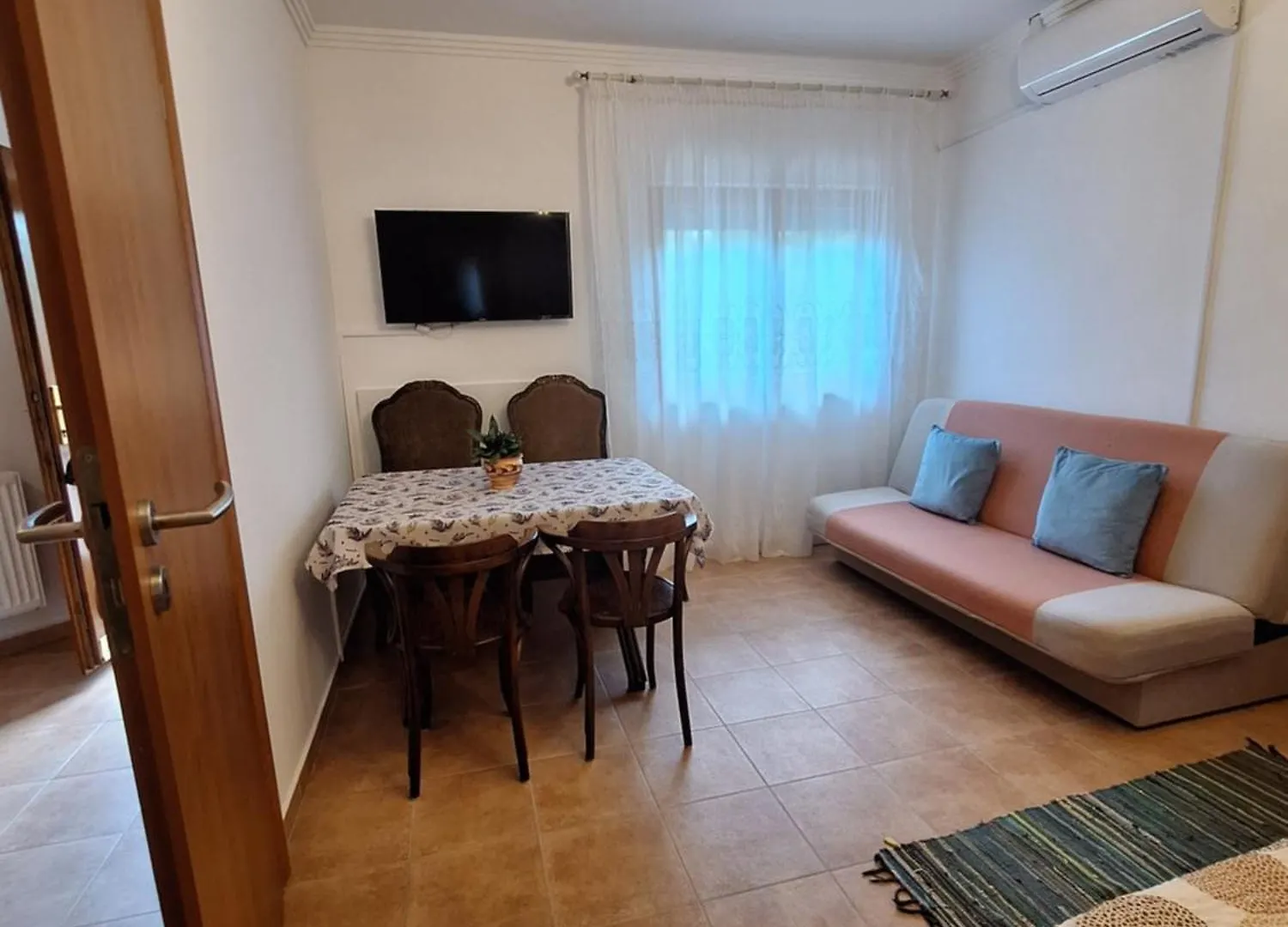 Ozon Apartmanok Apartment