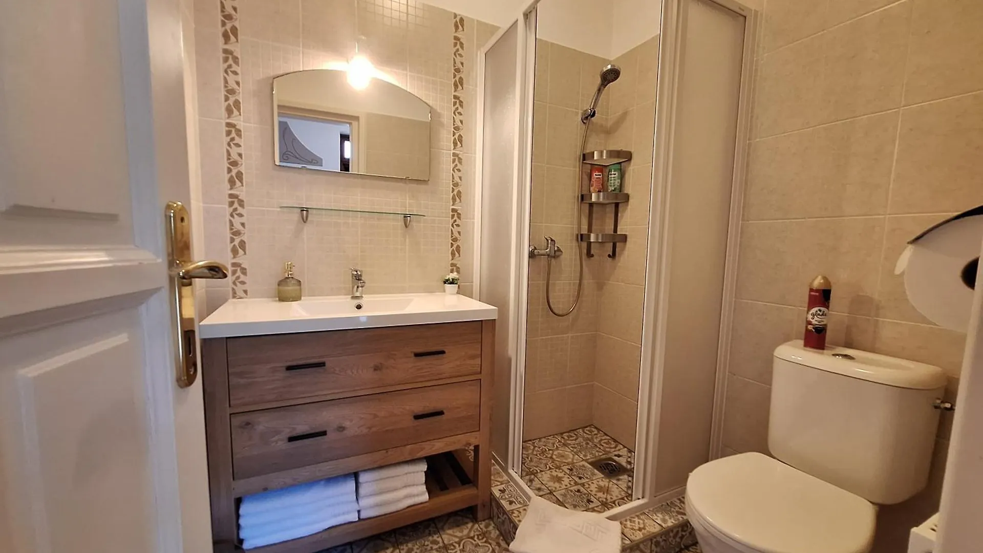 Ozon Apartmanok Apartment